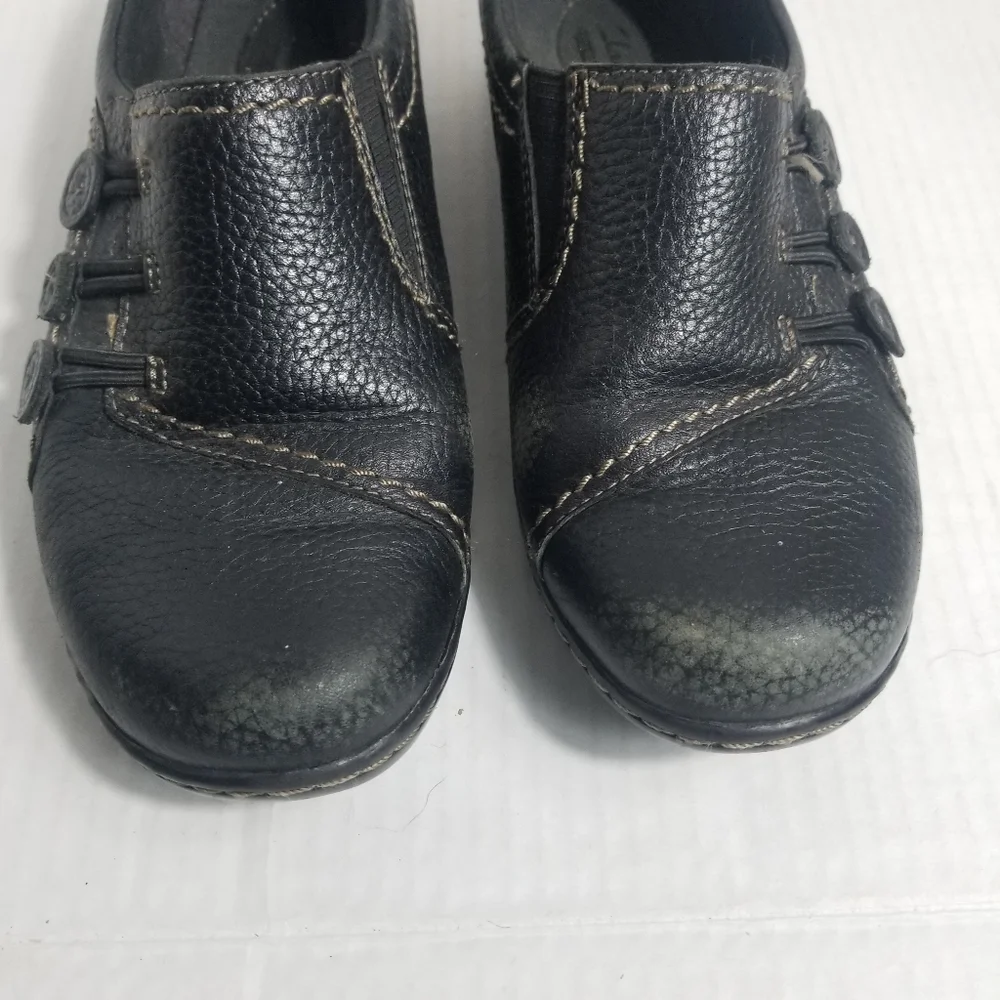 CLARKS COLLECTION WOMEN'S LOAFERS SIZE 7